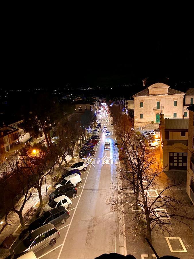 B&B Terrazza Sul Borgo Mogliano Ngoại thất bức ảnh