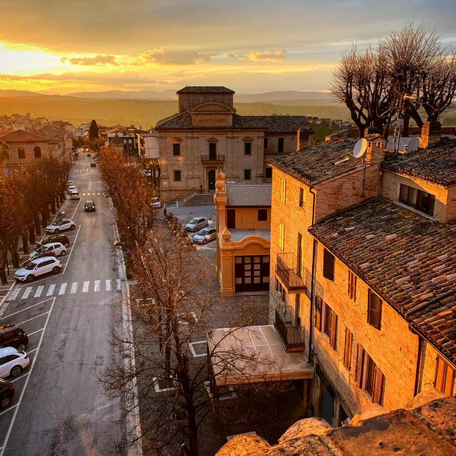 B&B Terrazza Sul Borgo Mogliano Ngoại thất bức ảnh