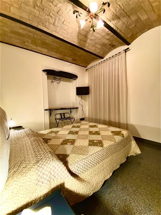 B&B Terrazza Sul Borgo Mogliano Ngoại thất bức ảnh