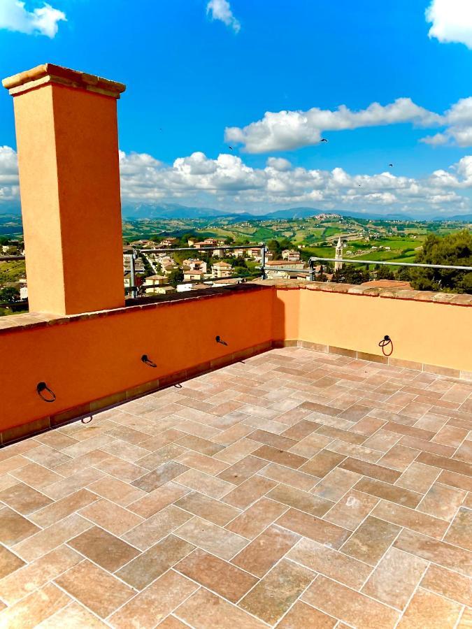 B&B Terrazza Sul Borgo Mogliano Ngoại thất bức ảnh