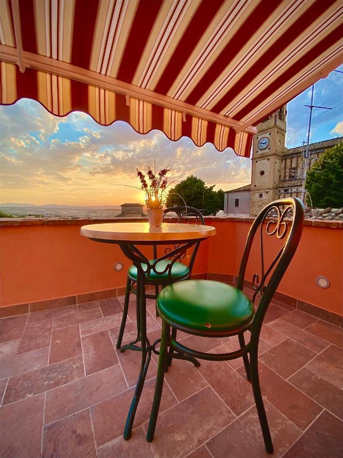 B&B Terrazza Sul Borgo Mogliano Ngoại thất bức ảnh